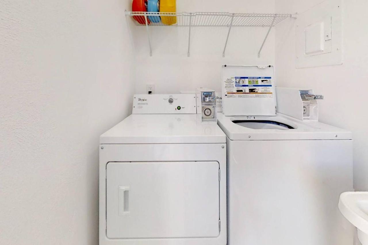 Lovely 1Br W Parking Space & Walk To The Beach #7 Hollywood Eksteriør bilde